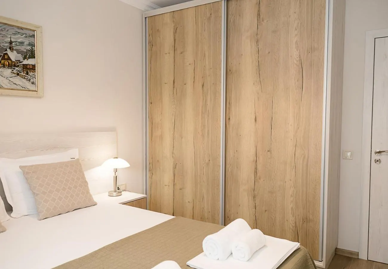 Appartement Stylish 1Br Steps From Sea Garden I Central Varna